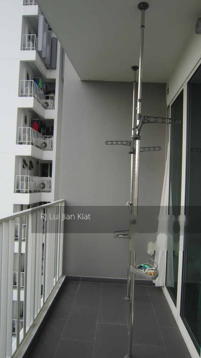 1 Canberra (D27), Condominium #150661102